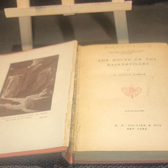 The Hound of Baskervilles by Conan Doyle - Picture 4 of 6